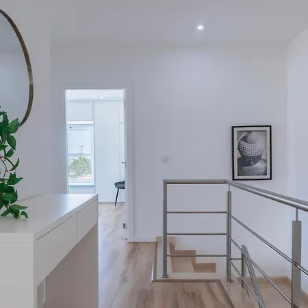 Outstanding With Private Pool By Lovelystay Βίλα *